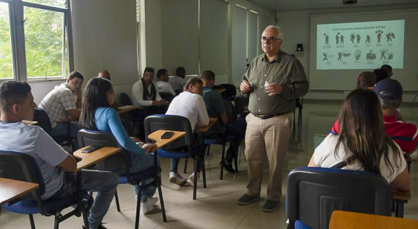 Workshop on trauma management and resilience-building with ex-combatants